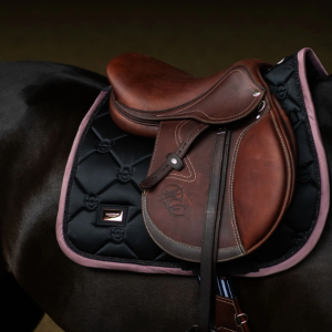 Equestrian Stockholm konkūrinis pobalnis Black Blush