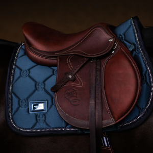 Equestrian Stockholm konkūrinis pobalnis Crystal Shine Blue Meadow